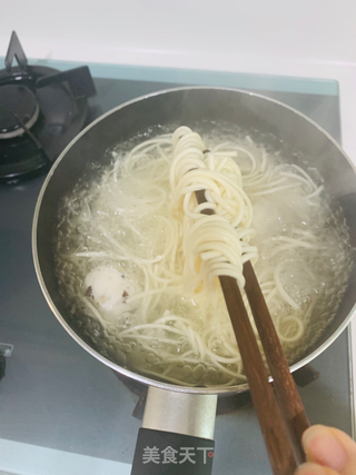 葱油拌面的做法步骤：3
