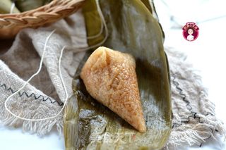 咸蛋黄酱油粽子的做法步骤:7