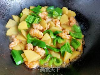 土豆青椒炒虾段的做法步骤:14