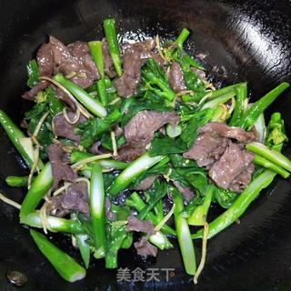 牛肉炒芥兰菜的做法步骤:12