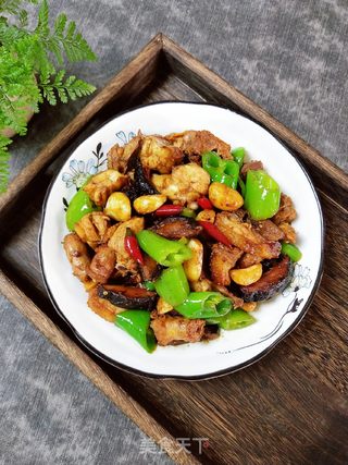 蒜子青椒炒鸡块的做法步骤:10