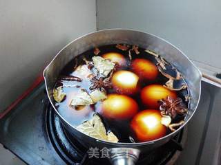自制乡巴佬卤蛋的做法步骤:7