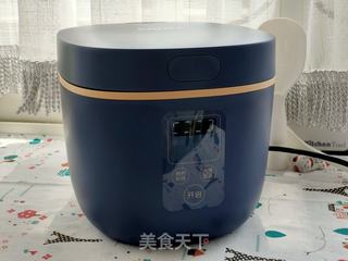 海苔肉松饭团的做法步骤:2