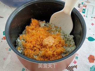 海苔肉松饭团的做法步骤:6