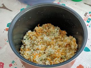 海苔肉松饭团的做法步骤:7