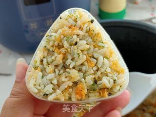 海苔肉松饭团的做法步骤:8
