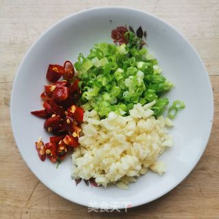 蒜泥蒸茄子的做法步骤:4