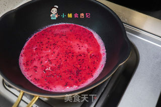 9个月以上辅食黄瓜火龙果卷的做法步骤:5