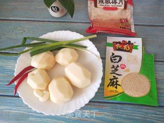 酸辣爽口土豆片的做法步骤：1