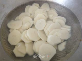 酸辣爽口土豆片的做法步骤：3