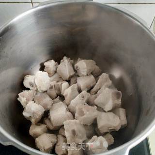 冬瓜排骨汤的做法步骤:3