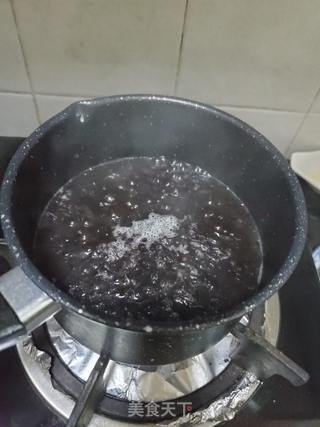 紫菜滑肉汤的做法步骤:2