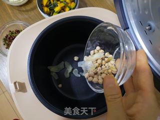 南瓜小米粥的做法步骤:3