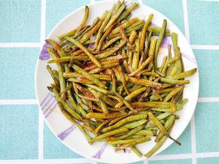 烤豆角的做法步骤:12