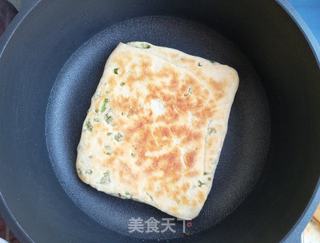 莜麦葱花发面饼的做法步骤：11