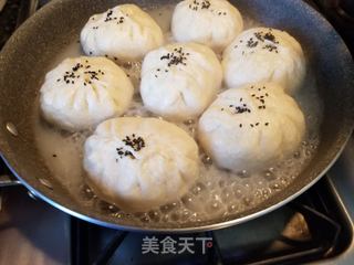 韭菜猪肉生煎包的做法步骤:15