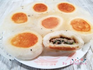 韭菜猪肉生煎包的做法步骤:20