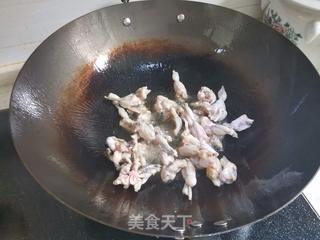 爆炒青蛙的做法步骤:3