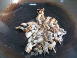 爆炒青蛙的做法步骤:4