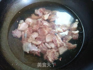 甜玉米老鸭汤的做法步骤:3