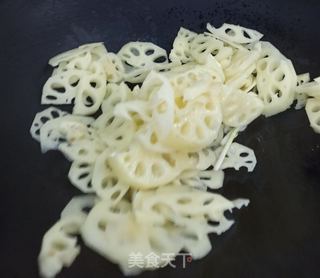 花香藕片汤的做法步骤:4