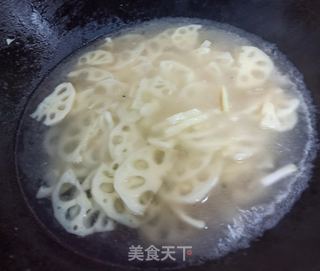 花香藕片汤的做法步骤:6