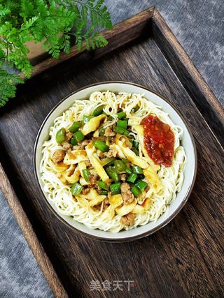 肉末蛋丝豆角拌面的做法步骤:14