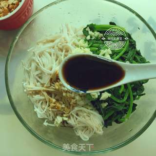 凉拌金针菇菠菜的做法步骤：13
