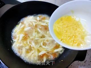 开胃剪刀面的做法步骤:12