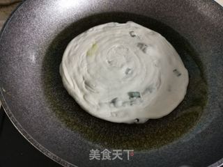 家常葱花饼的做法步骤:12