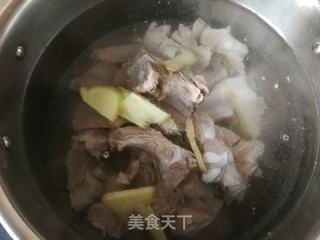 松茸排骨汤的做法步骤：7