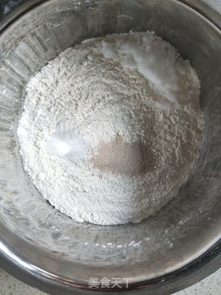 自制流沙包的做法步骤:7