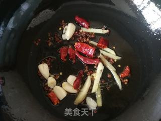 麻辣排骨锅的做法步骤:7