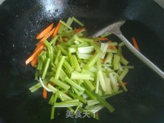 芹菜炒猪肝的做法步骤:9