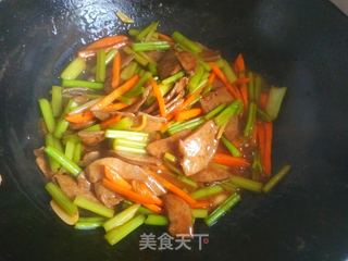 芹菜炒猪肝的做法步骤:13