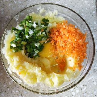 香煎土豆饼的做法步骤:7