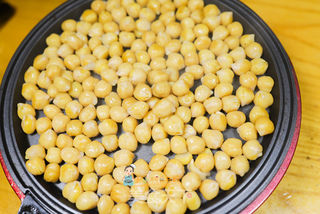 9个月以上辅食紫菜芝麻烤鹰嘴豆的做法步骤:4