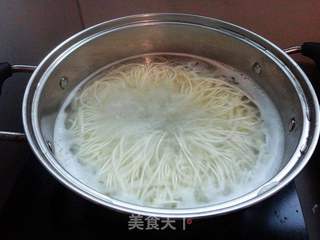 鸭肉汤面的做法步骤:4