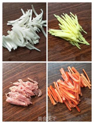 姜丝炒青豆芽的做法步骤:3