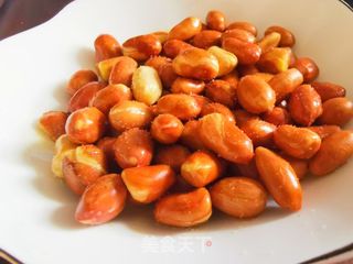 油酥花生米的做法步骤:7