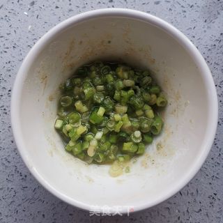 烫面葱油饼的做法步骤:3