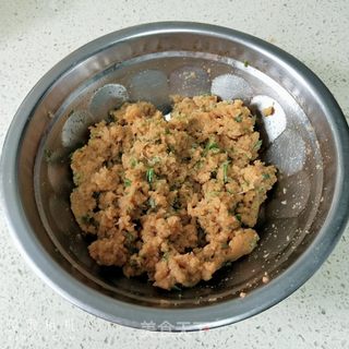 菠菜汁馄饨的做法步骤:8