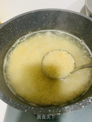 鲍鱼玄米小米粥的做法步骤：2
