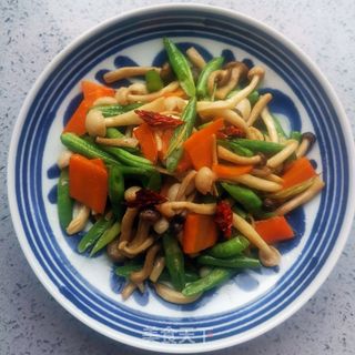 蚝油炒双菇的做法步骤:5