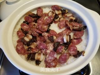 腊味煲仔饭的做法步骤：4
