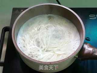 三鲜汤面的做法步骤:4
