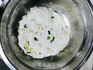 香葱煎肉饼#面食#的做法步骤：5