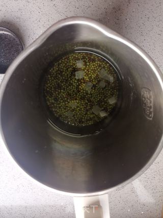 绿豆豆浆的做法步骤:2