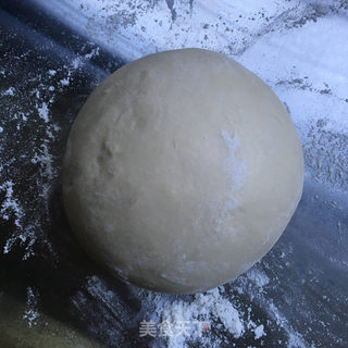 美味韭菜鸡蛋盒子的做法步骤：6