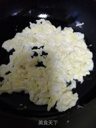 奶白菜炒鸡蛋粉条的做法步骤:5
